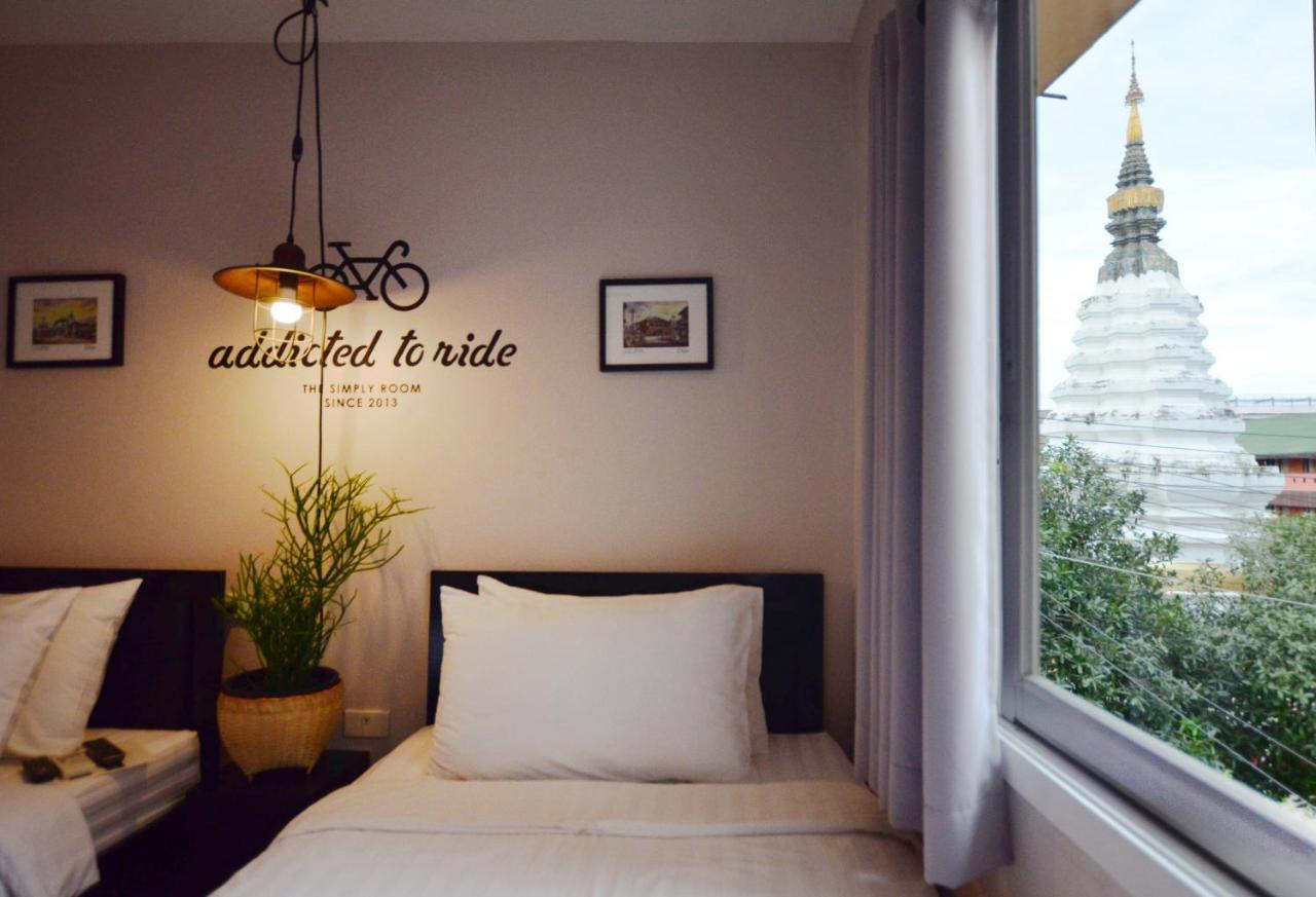 Fav Inn Town Chiang Mai Extérieur photo