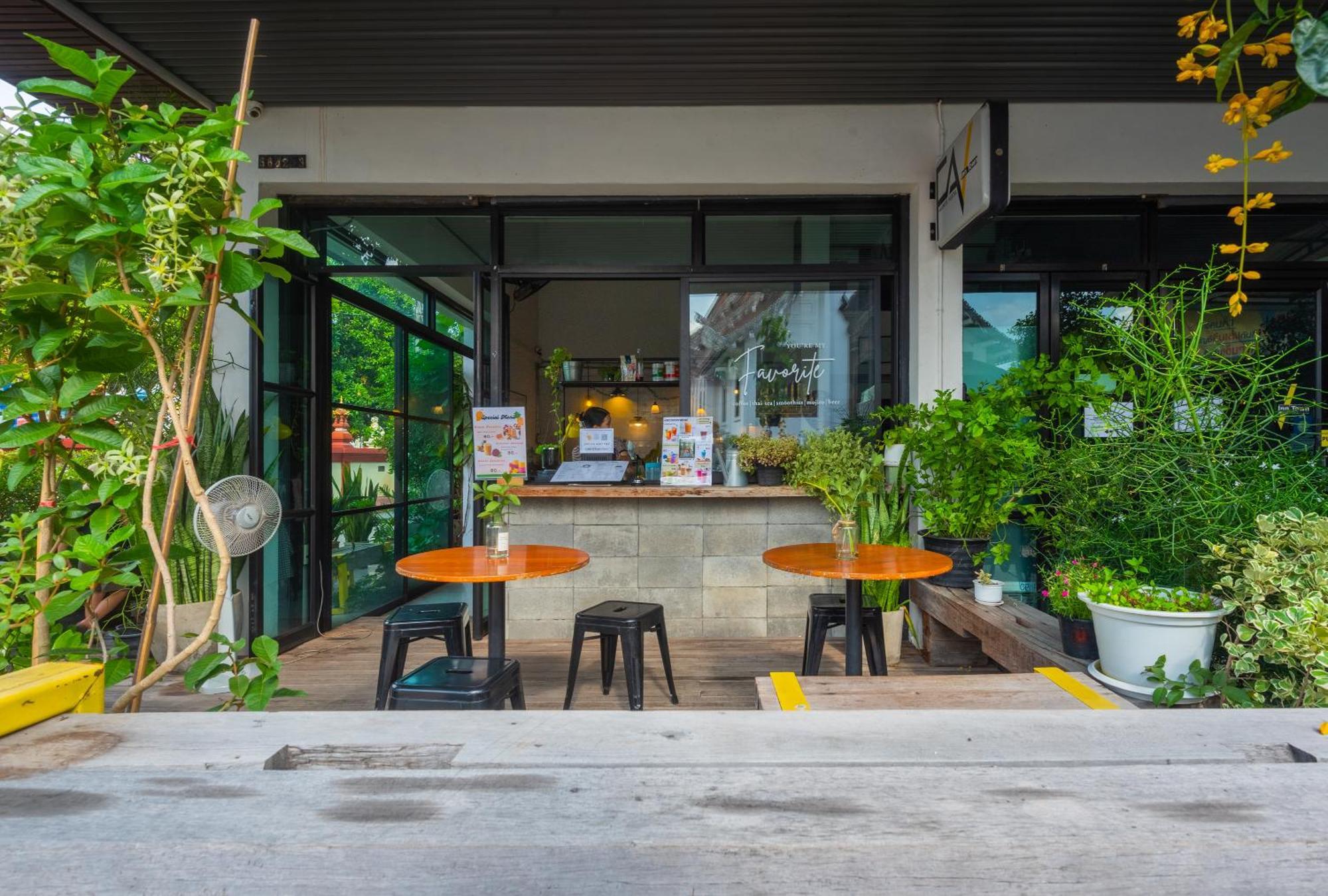 Fav Inn Town Chiang Mai Extérieur photo